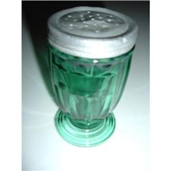 Depression Glass Flour Shaker by Jeannette #940848