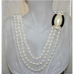 Vintage Beaded Glass/Rhinestone Necklace #941169