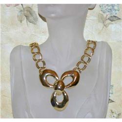 Vintage Jewels by Park Lane Bow Necklace #941203