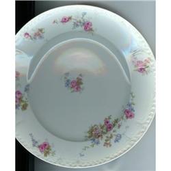 Limoge Porcelain Dinner Plates. (8) #942404