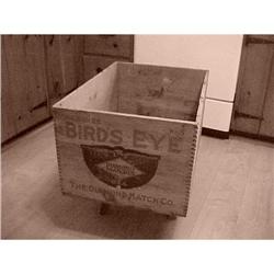Adv. Wooden box,dovetailed, Bird's eye #942954