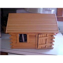 Doll House; Log Cabin ; made in Vt. #943038