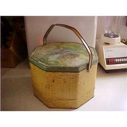 Tin Cookie Can,8 sided, basket weave #943057