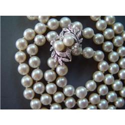  PEARLS WITH DIAMOND CLASP #951362