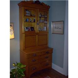 Chestnut Secretary #952241