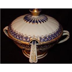 CHINESE EXPORT COVERED TUREEN WITH LADLE #973658
