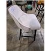 Image 2 : GREY BAR CHAIR