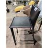 Image 2 : BLACK CHAIR