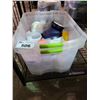 Image 1 : BIN OF ASSORTED TUPPERWARE GOODS