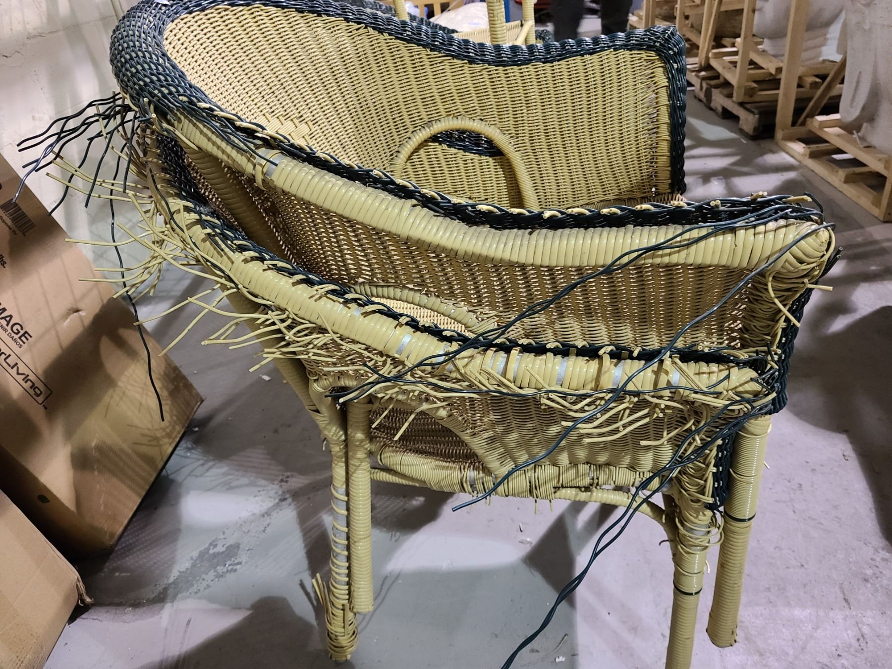 WICKER PATIO FURNITURE (VISIBLE DAMAGE)