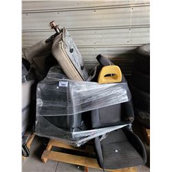 PALLET OF ASSORTED CAR SEATS