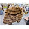 Image 2 : FUR SIMPSON'S FUR SALON SHOULDER JACKET