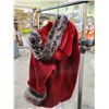 Image 2 : OLYMPIA LIMITED INC. SIZE M FUR JACKET
