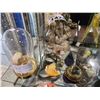 Image 1 : ASSORTED COLLECTIBLES