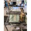 Image 3 : 1 CASSAN 3000 TYPEWRITER & 1 STEAMPUNK THEMED VINTAGE CALCULATOR