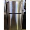 Image 1 : NEW FRIGIDAIRE TOP-BOTTOM REFRIGERATOR MODEL FFHT1835VS0