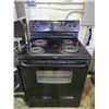 Image 1 : FRIGIDAIRE ELECTRIC COIL STOVE TOP OVEN