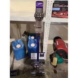 DYSON V11 STICK VACUUM WORKING CONDITION