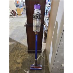 DYSON V11 ABSOLUTE STICK VACUUM WORKING CONDITION WITH CHARGER