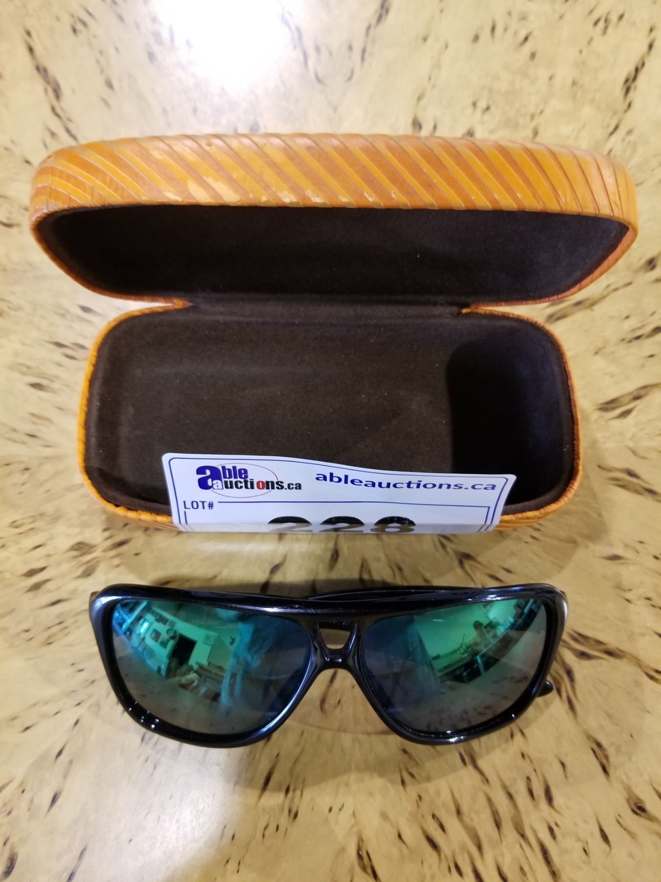 OAKLEY DISPATCH 2 SUNGLASSES