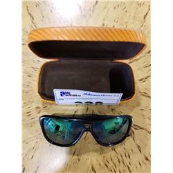 OAKLEY DISPATCH 2 SUNGLASSES