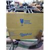 Image 2 : NEW IN BOX MANSFIELD 19" ROUND SELF RIMMING SINK
