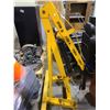 Image 2 : WILMAR FOLDING ENGINE CRANE 2TON