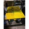 Image 3 : XTREME BOX POWER DISTRIBUTOR, BREAKER BOX & 2 BATTERIES
