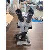 Image 1 : M6C-10 MICROSCOPE