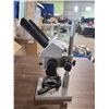 Image 2 : M6C-10 MICROSCOPE