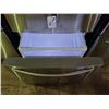 Image 6 : SAMSUNG FRENCH DOOR REFRIGERATOR MODEL RF23HCEDBSR