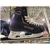 Image 2 : ASSORTED HOCKEY GEAR