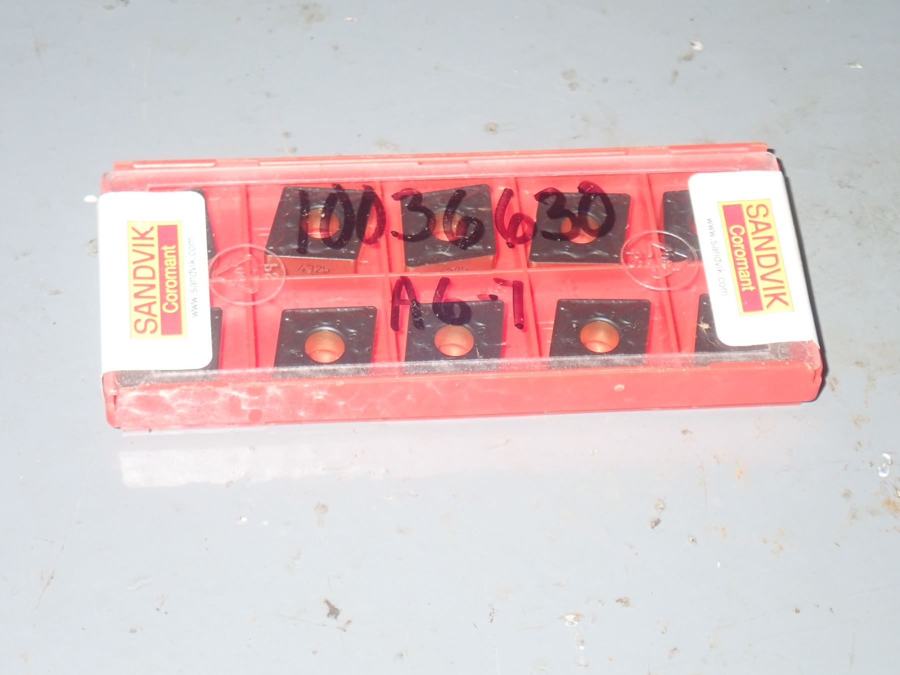 (10) Sandvik Carbide Inserts #CNMG 432-PM 4325