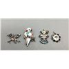 Image 2 : Group of 7 Vintage Zuni Inlay Pins and Pendants