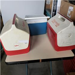 3 RUBBERMAID AND IGLOO COOLERS