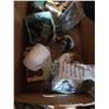 Image 2 : VINTAGE LINOLEUM CUTTER SMALL GIFT BAGS AND HAT