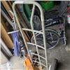 Image 2 : 2 WHEEL DOLLY - TIRE NEEDS REPAIR AND FLOOR JACK