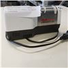 Image 2 : CHEFS CHOICE HYBRID 220 KNIFE SHARPENER