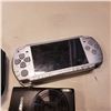 Image 2 : PHONAK PILOTONE II HEARING AID REMOTE, PSP AND DIGITAL CAMERA