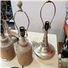 Image 2 : PAIR OF SHINY TABLE LAMPS AND 2 ROPE WRAPPED TABLE LAMPS