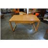 Image 1 : MAPLE DESK W/ DRAWER