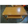 Image 2 : MAPLE DESK W/ DRAWER