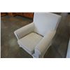 Image 2 : CHECKER PATTERN ARM CHAIR