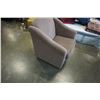 Image 2 : BROWN UPHOLSTERED ARM CHAIR