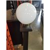 Image 2 : GLOBE LIGHT FLOOR LAMP