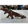 Image 2 : 2 VINTAGE HAND CARVED WOOD TIGERS