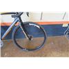 Image 2 : Kona Essatto Road/Gravel Bike w/ Disc Brakes, Novatec Tires & Racing Handlebars, 56cm. Less than a y