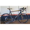 Image 1 : Kona Essatto Road/Gravel Bike w/ Disc Brakes, Novatec Tires & Racing Handlebars, 58cm. Less than a y