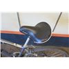 Image 25 : Raleigh Venture 2 Comfort Bike w/ Suspension Seat Post & Forks, Kenda Paved/Gravel Road Tires. Frame