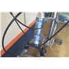 Image 25 : Raleigh Venture 2 Comfort Bike w/ Suspension Seat Post & Forks, Kenda Paved/Gravel Road Tires. Frame